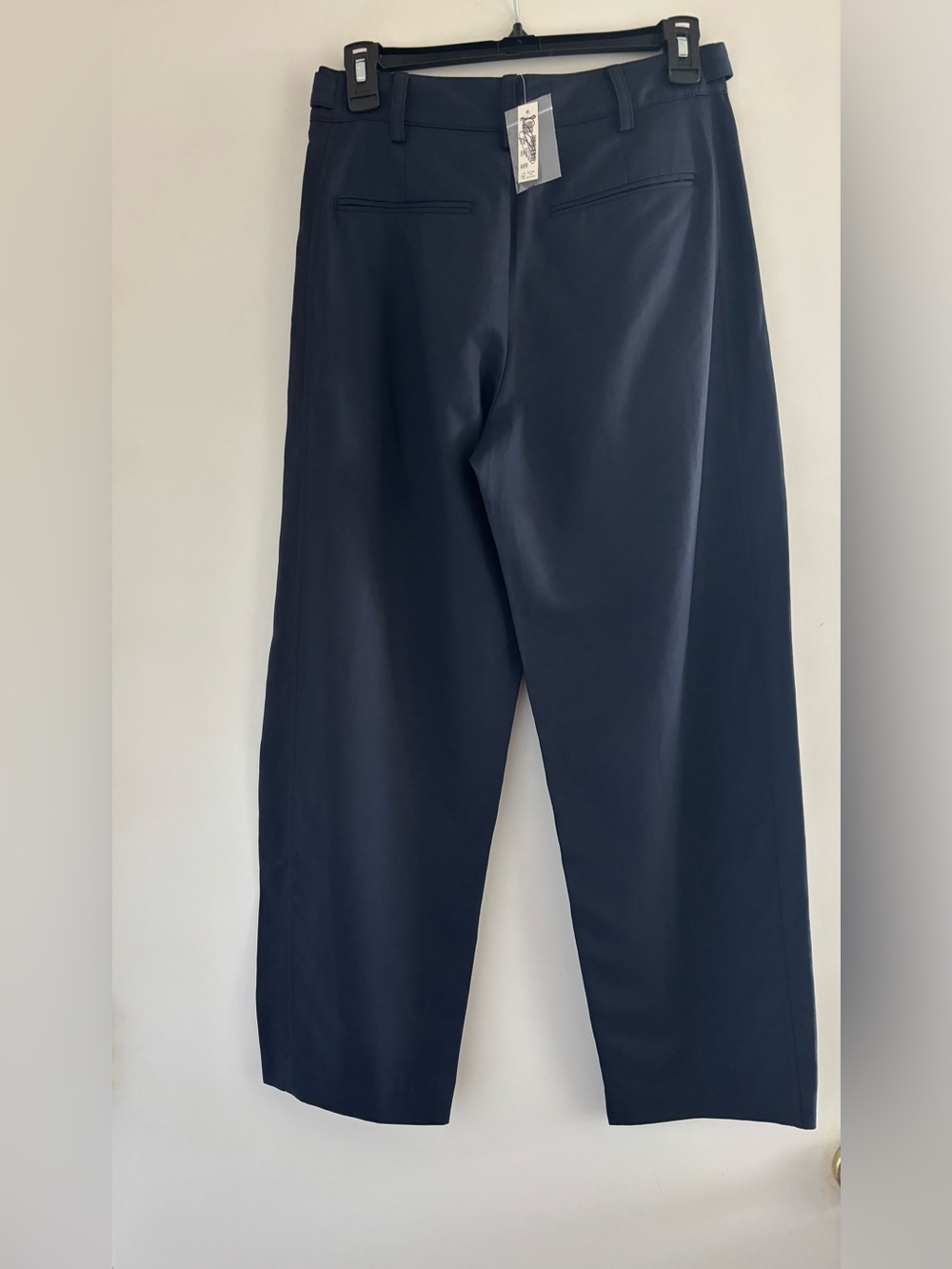Madewell The Barrel-Leg Pant in Drapey Twill Classic Navy - Picture 5 of 5